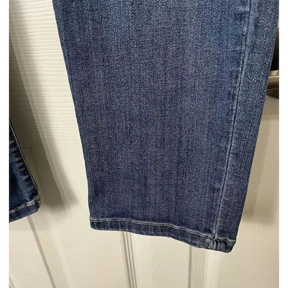 Judy Blue Jeans Size 9/29 Womens Slim Fit 9” Rise Dark Wash Blue Denim - Picture 3 of 14